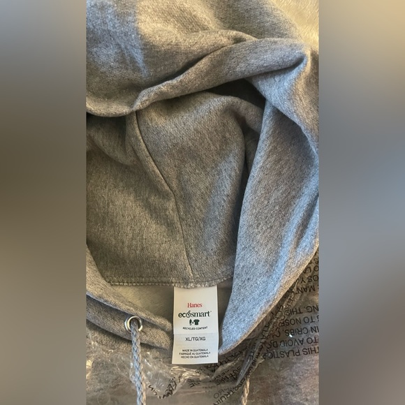 Medium will fit you best based on data from customers who buy the same sizes XL - Picture 3 of 5